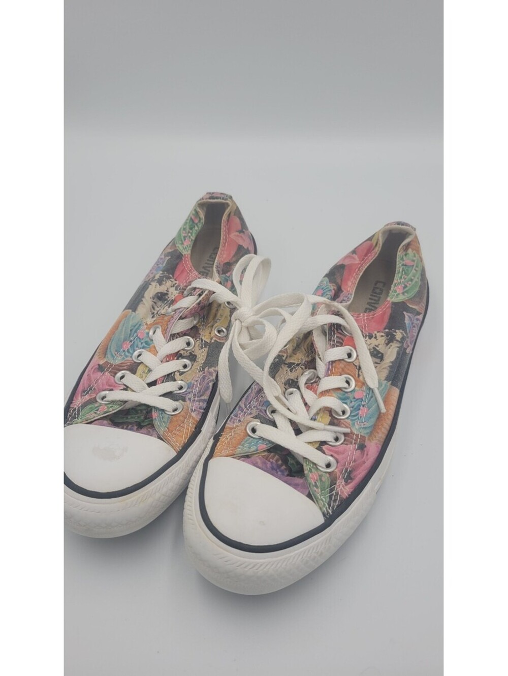 Colorful Floral Pattern Canvas Sneakers with White Laces and Rubber Toe Cap